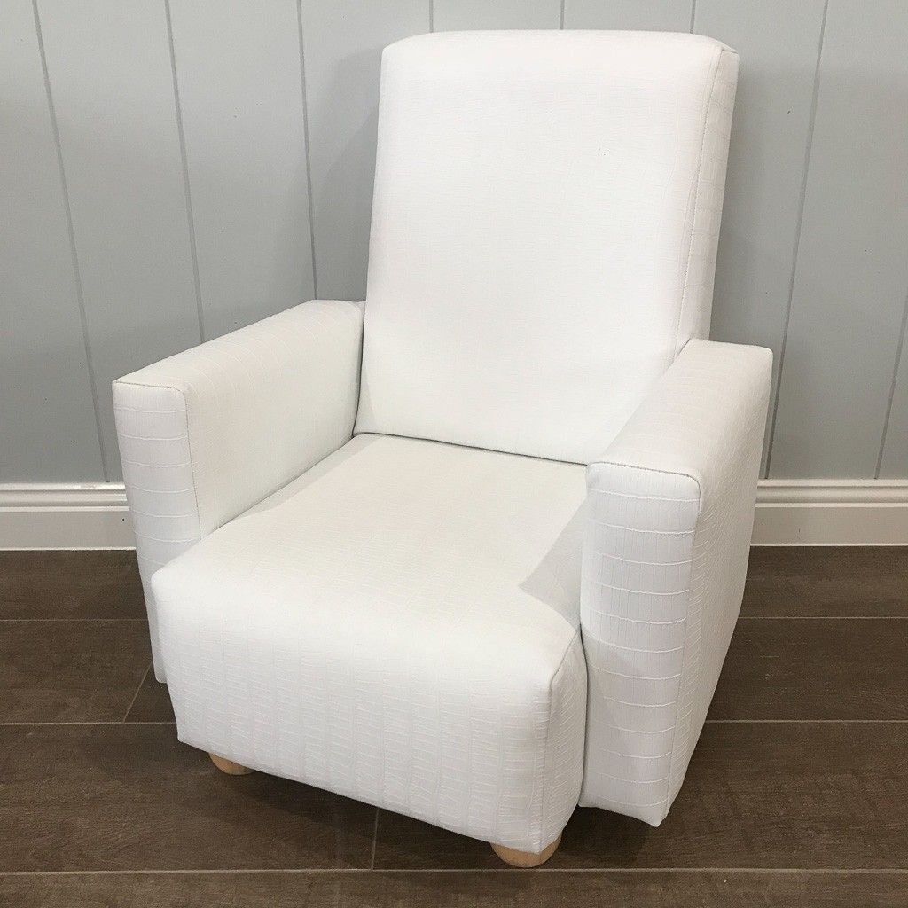 Vinyl White Crocodile Chair — image 2